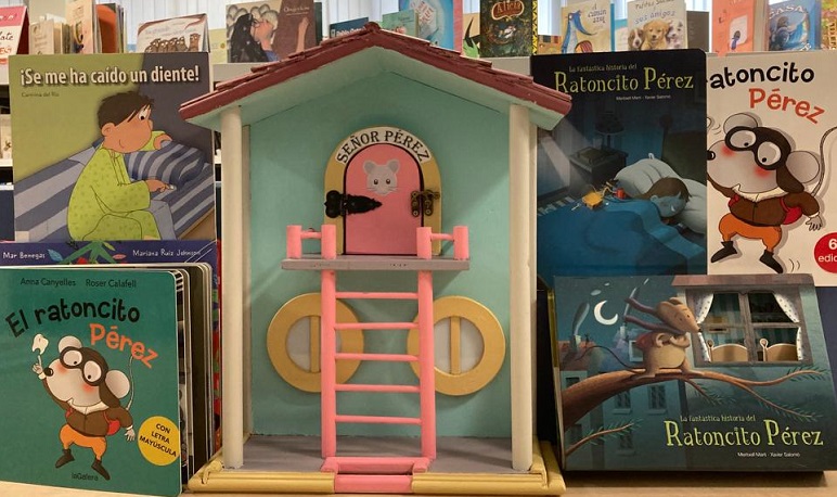 El ratoncito Pérez instala su espacio en la Biblioteca de Pedrola y tendrá un club con actividades