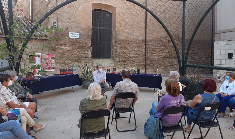 La Biblioteca de Pedrola organiza un ciclo de encuentros literarios al aire libre